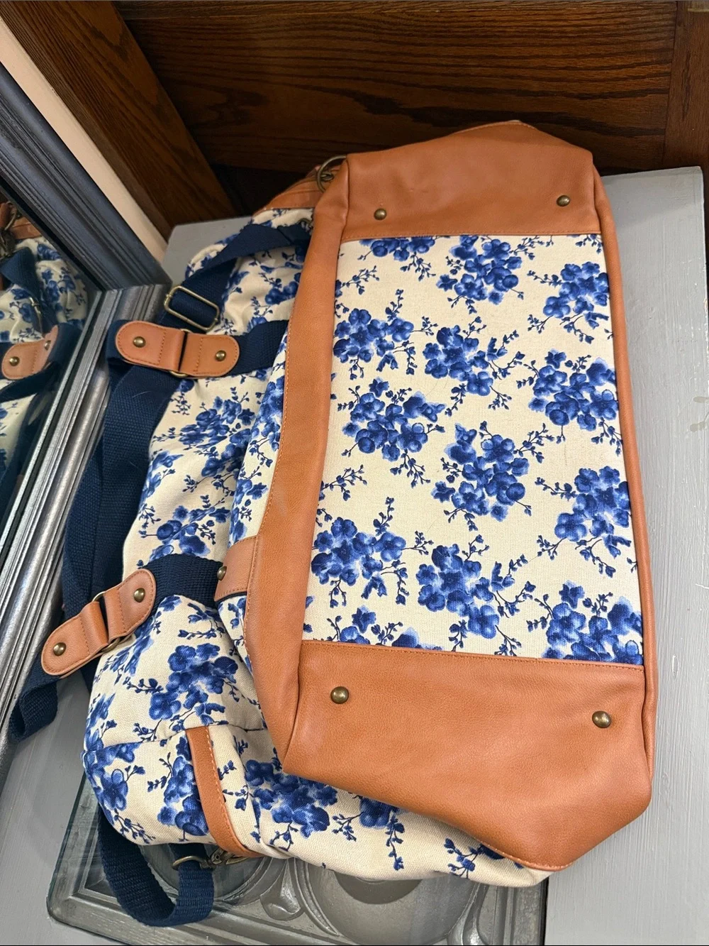 Mossimo Supply Co Blue Toile Floral Canvas Duffel Bag Tote with Tan Trim - Picture 4 of 7